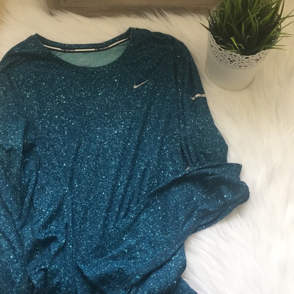 Nike Tops - Nike Long Sleeve Running Top